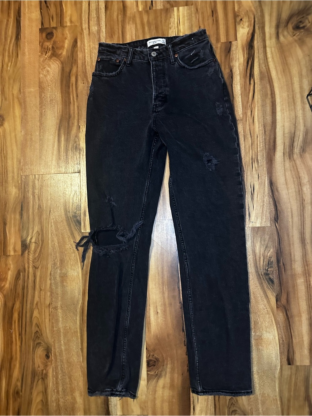 Abercrombie & Fitch The Dad High Rise Black Distressed Jeans Women’s 27/4 Curve